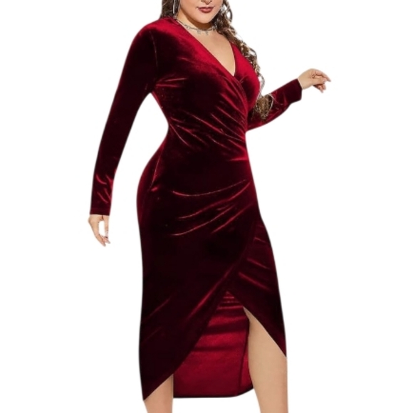 Elegant Burgundy Velvet Dress - Picture 3 of 8